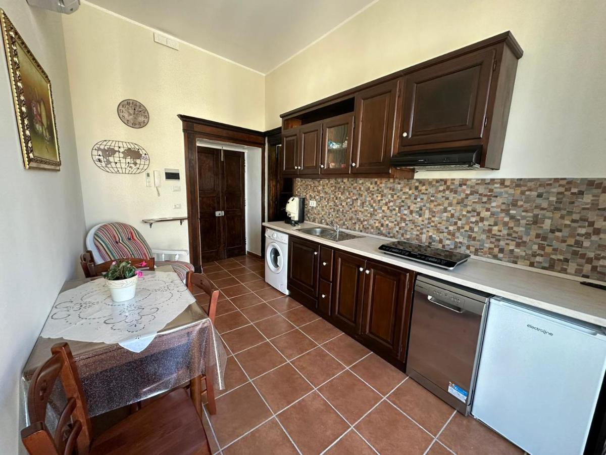 7 Cannelle Guest House إيسيرنيا المظهر الخارجي الصورة