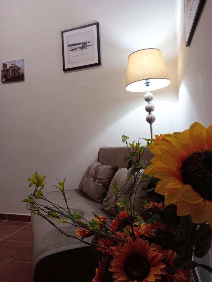 7 Cannelle Guest House إيسيرنيا المظهر الخارجي الصورة