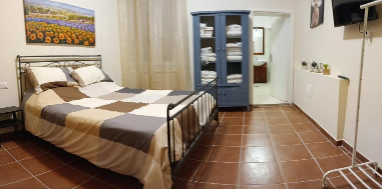 7 Cannelle Guest House إيسيرنيا المظهر الخارجي الصورة